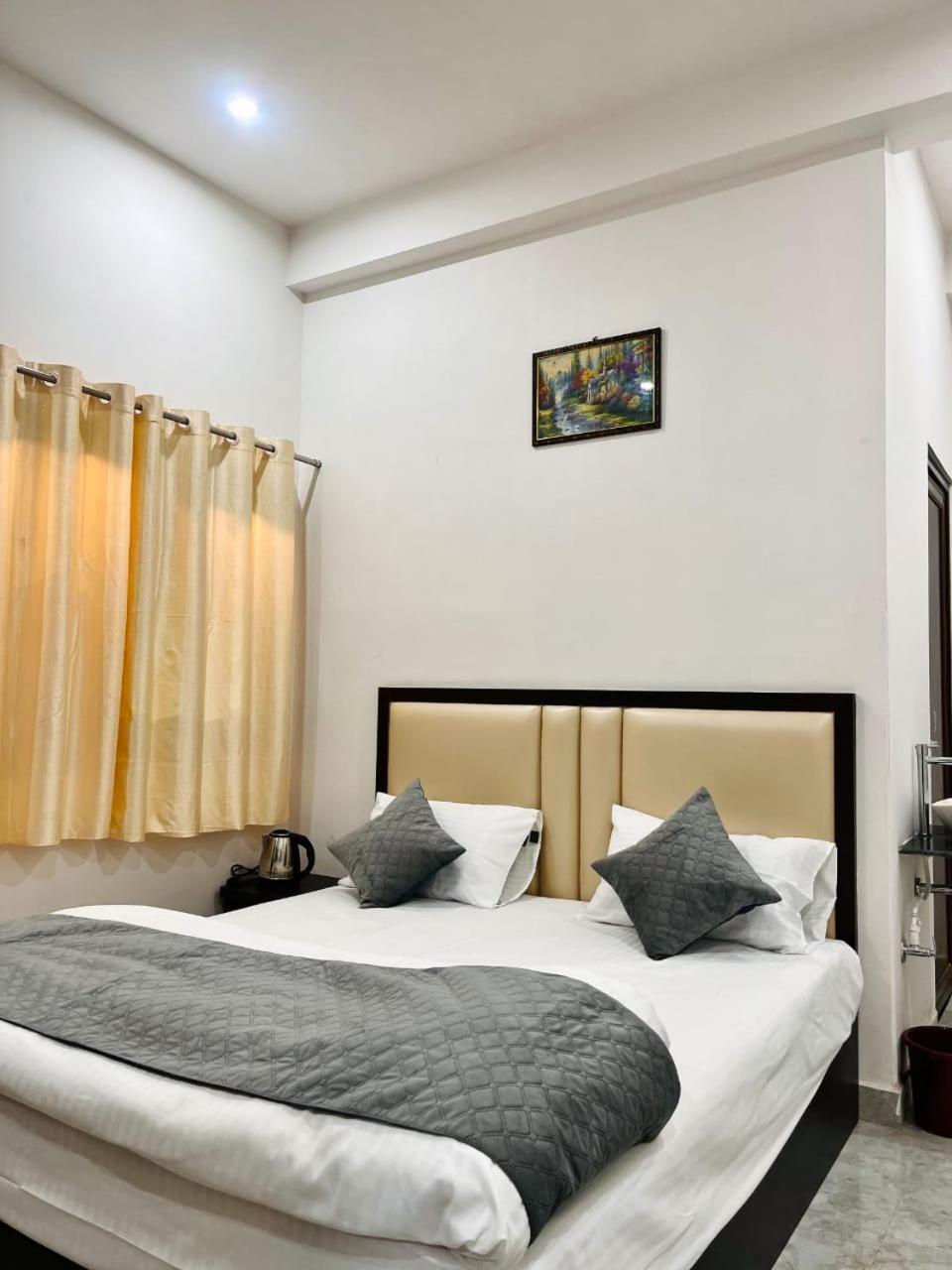 Homestay Dhaneshwari Luxury Homestay Varanasi